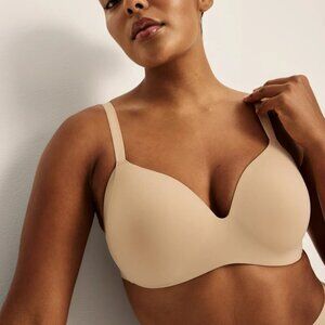 Knix WingWoman- Neutral Wireless Comfort Bra- Size 6+